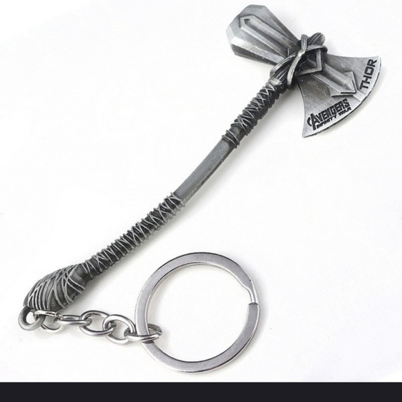 Thor's stormbreaker keychain marvel - Picture 1 of 2
